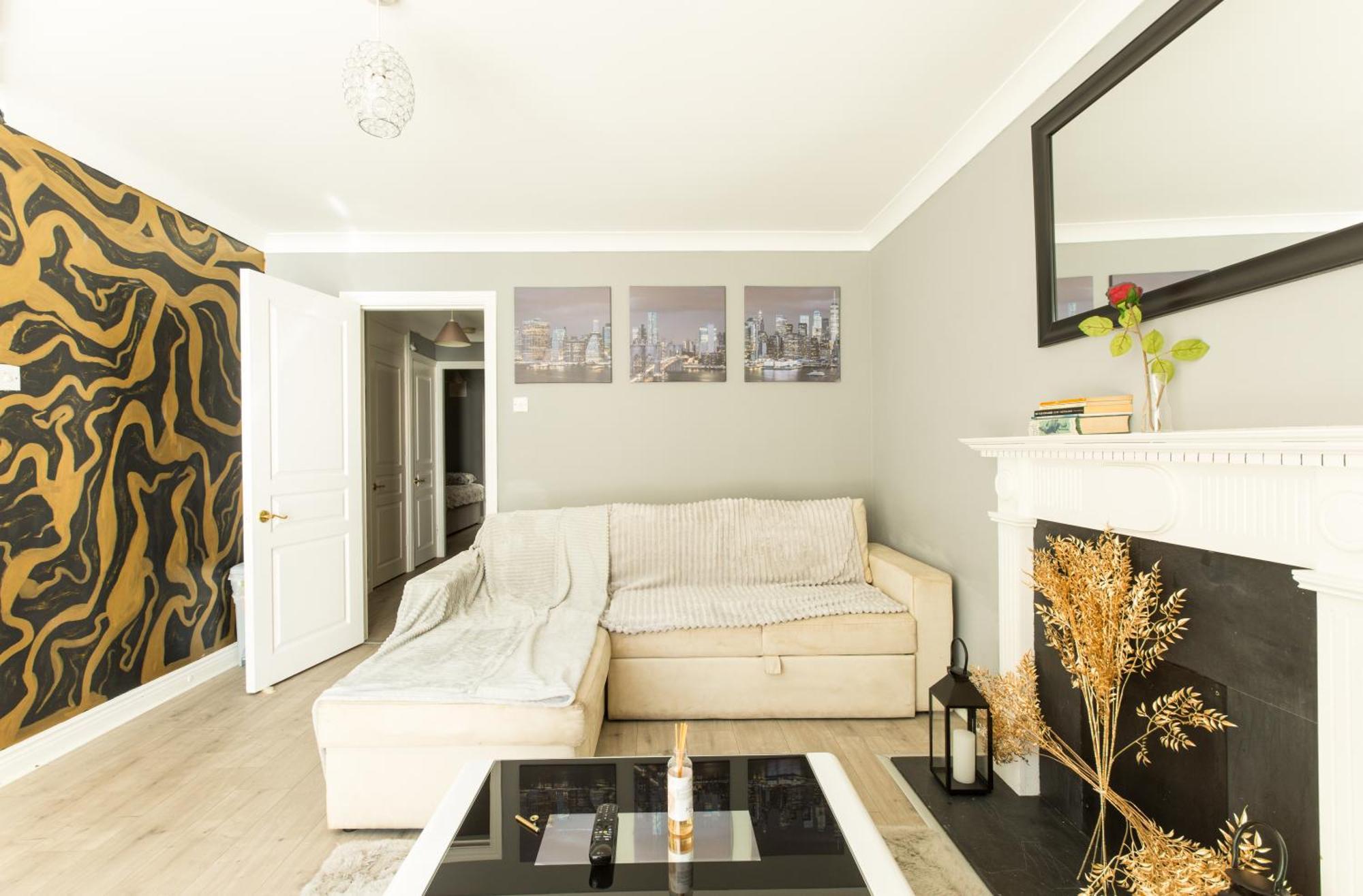 Modern Elegant Central Apt With Parking Дублин Экстерьер фото